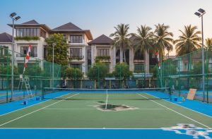 renovasi lapangan tenis